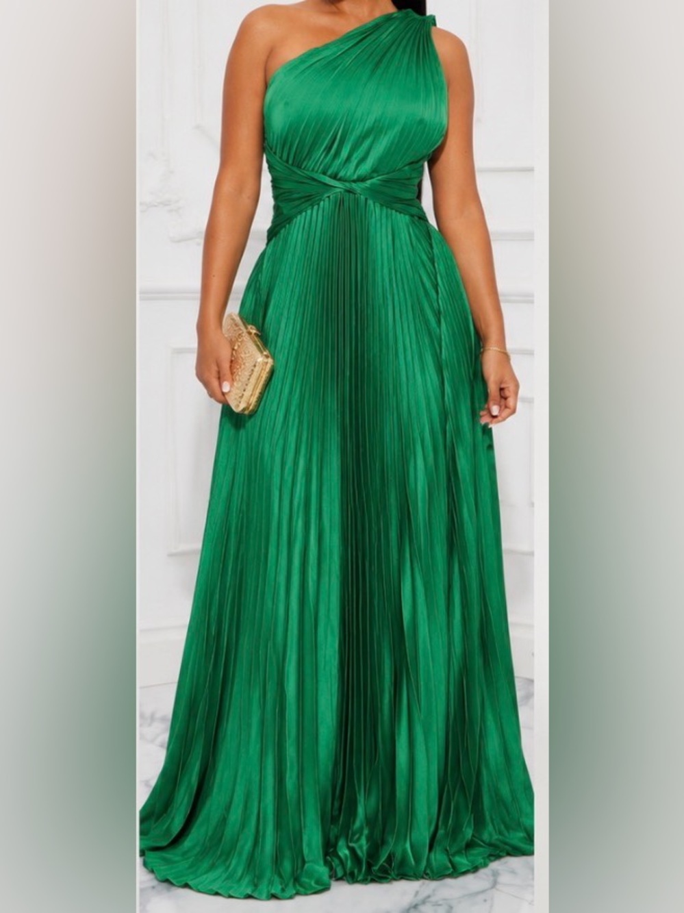One-Shoulder Emerald Green Pleated Evening Gown